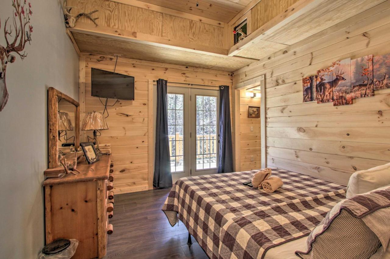 The Phoenix Cabin With Hot Tub In Gatlinburg! Exterior photo